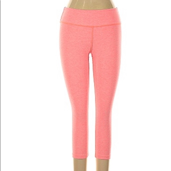 Pink beyond yoga cropped leggings - Picture 1 of 3